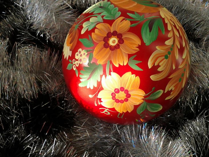 Петриківський розпис іграшок Петриківський розпис іграшок