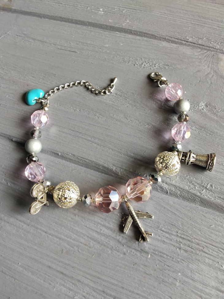 Браслет на руку