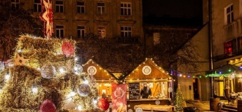 Різдвяний ярмарок біля Пструга