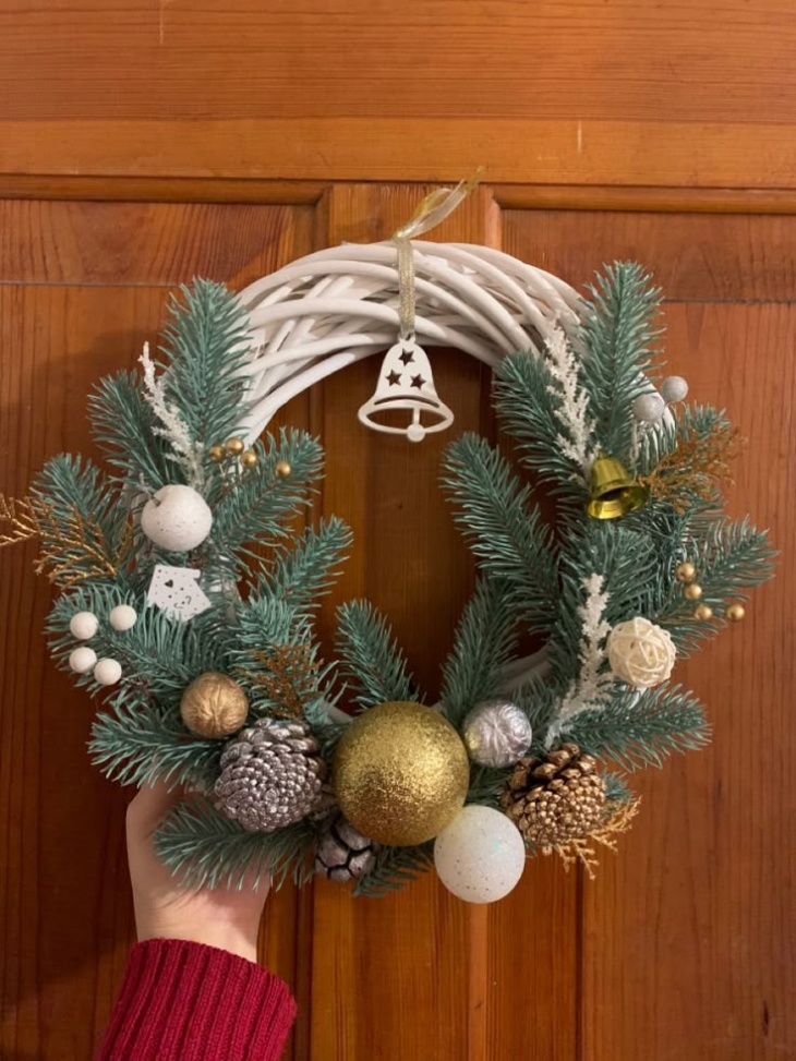 Новорічний вінок з лози Новорічний вінок з лози