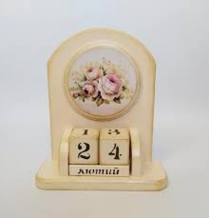 Декупаж вічного календаря