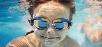 Плавання для дітей в аквапарку Алігатор