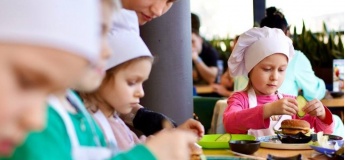 Дитячі кулінарні майстер-класи у «50th Parallel»