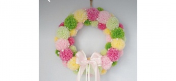 Вінок з помпонів