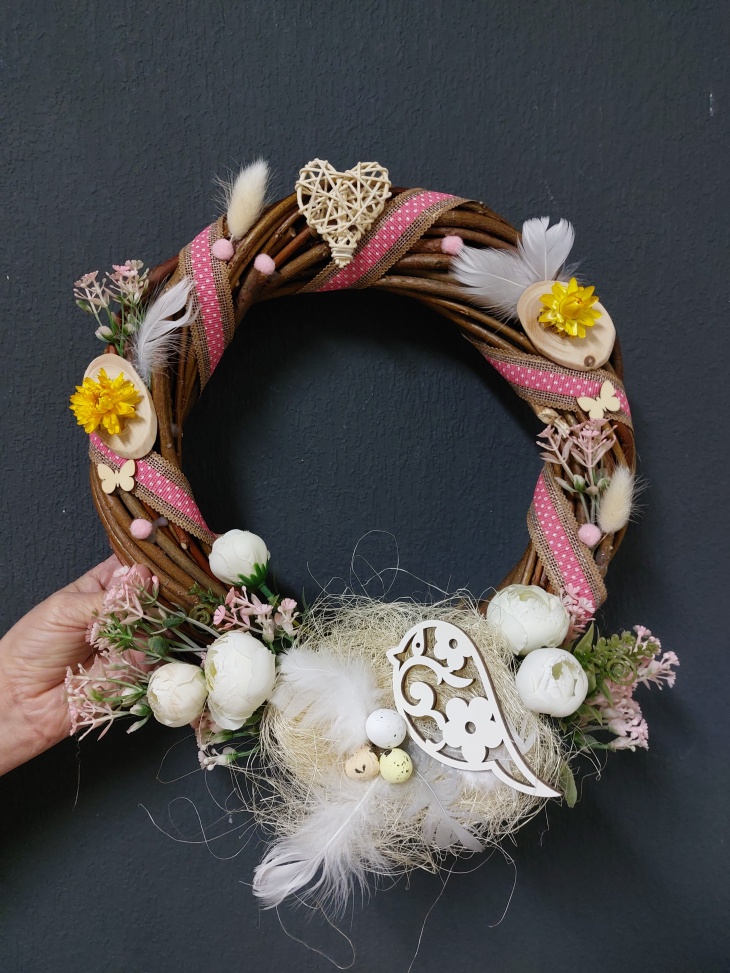 Створення великоднього вінка