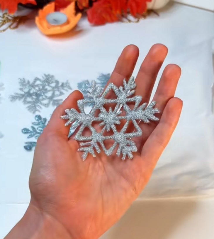 Срібна сніжинка Срібна сніжинка