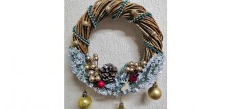 Новорічний вінок з лози