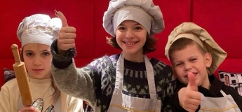 Дитячий майстер-клас "Різдвяна пряникова імбирна хатинка"