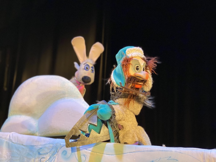 Вистава-інтерактив "Казка про музичну Ялинку"