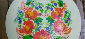 МК по росписи настенной тарелки в Петриковском стиле