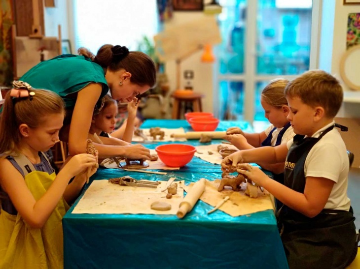 Ліплення з глини для дітей