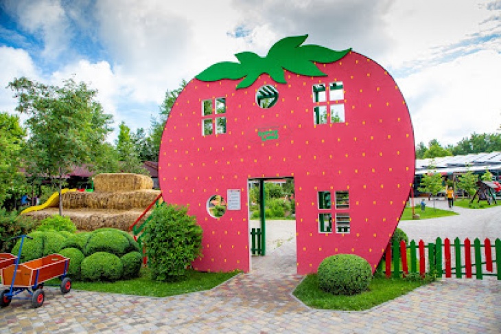 SPRING FEST у Berry Land SPRING FEST у Berry Land