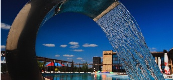 Бассейн в Ostrov River Club