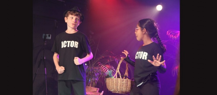 On Stage! Acting Classes @Centre Stage School of the Arts On Stage! Acting Classes @Centre Stage School of the Arts