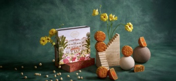 Legendary Raffles Mooncakes