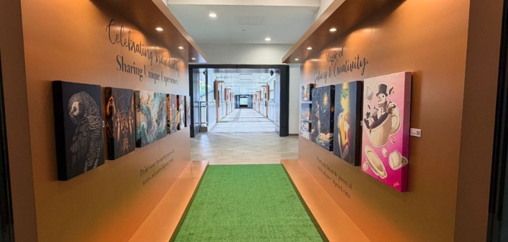 A Christmas Wonderland Arts Exhibition