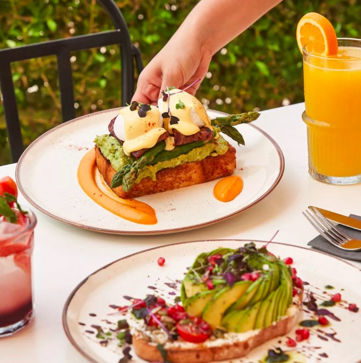Weekend Breakfast at Sella Weekend Breakfast at Sella