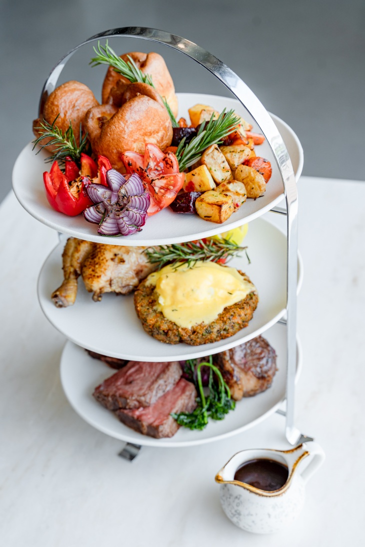Sunday Roast at Yas Acres Golf & Country Club